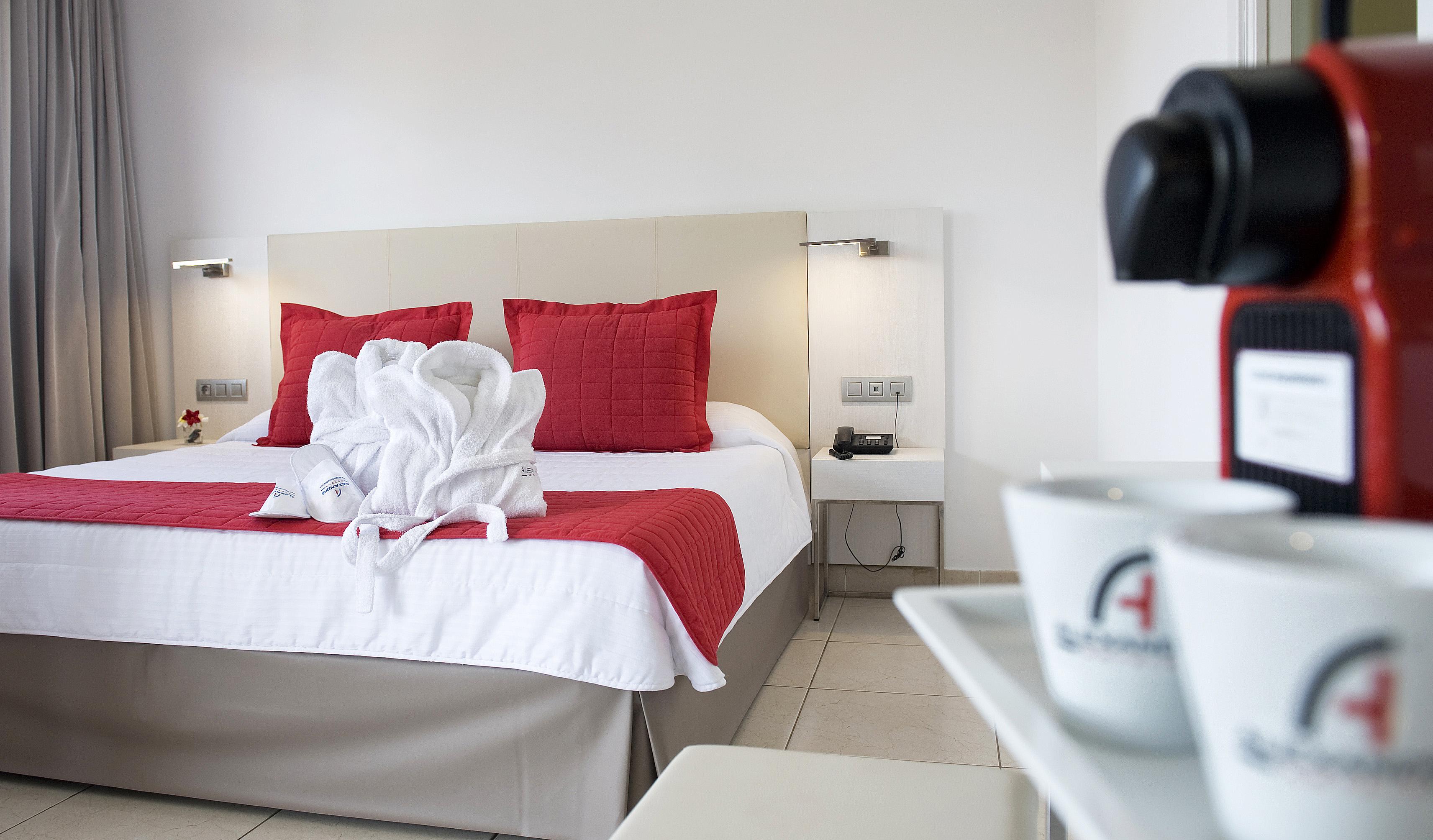 Alexandre La Siesta Hotel ปลายาเดลาสอเมริกาส ภายนอก รูปภาพ