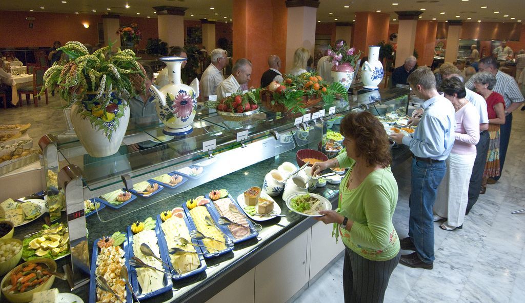 Alexandre La Siesta Hotel ปลายาเดลาสอเมริกาส ร้านอาหาร รูปภาพ
